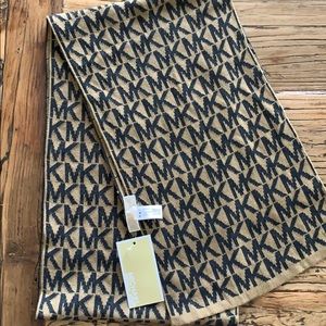 Michael Kors scarf
